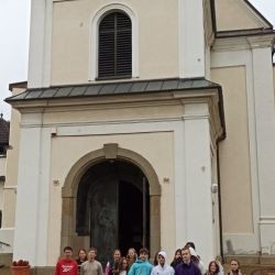 461661750 1039176771339315