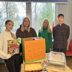 466626908 1076004167656575