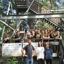 461722923 1039187234671602