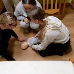 479566400 1143607030896288