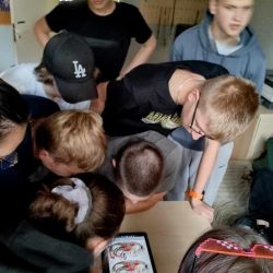 461137314 1036593028264356