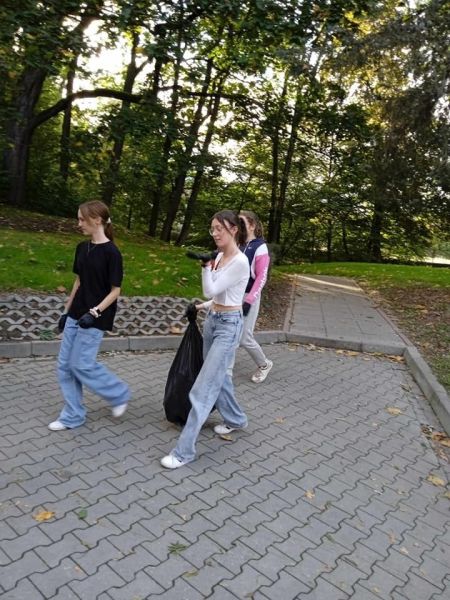 462091215 1042161767707482