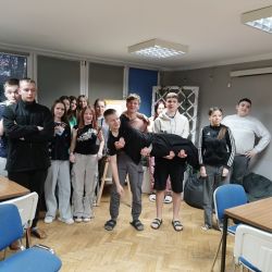 464173962 1056463376277321