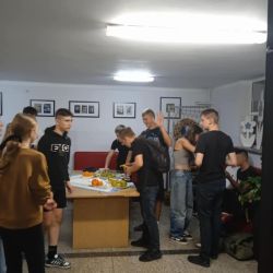 463909283 1056336322956693