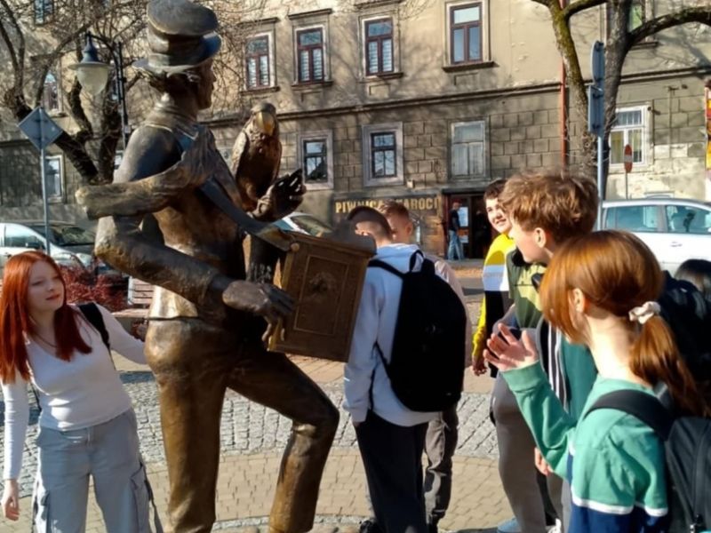 465064860 1064379432152382